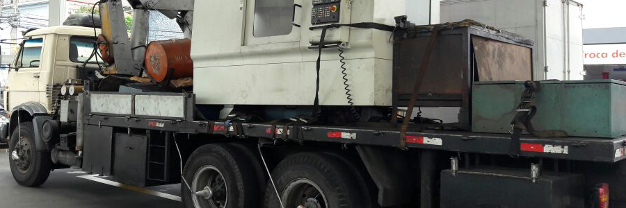 Caminh�o Duda Transportes de M�quinas